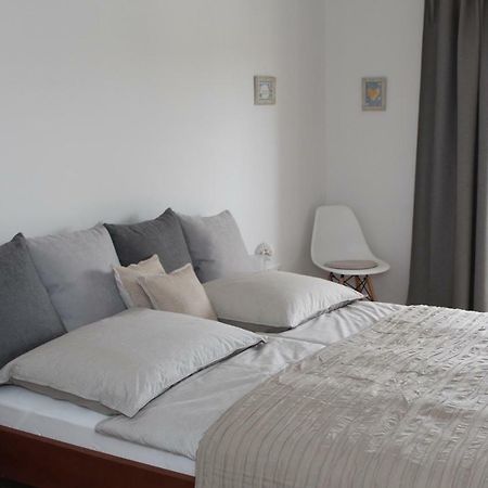 Apartments Mirela ヴォディツェ エクステリア 写真