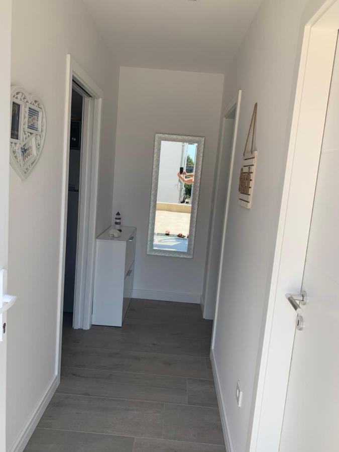 Apartments Mirela ヴォディツェ エクステリア 写真